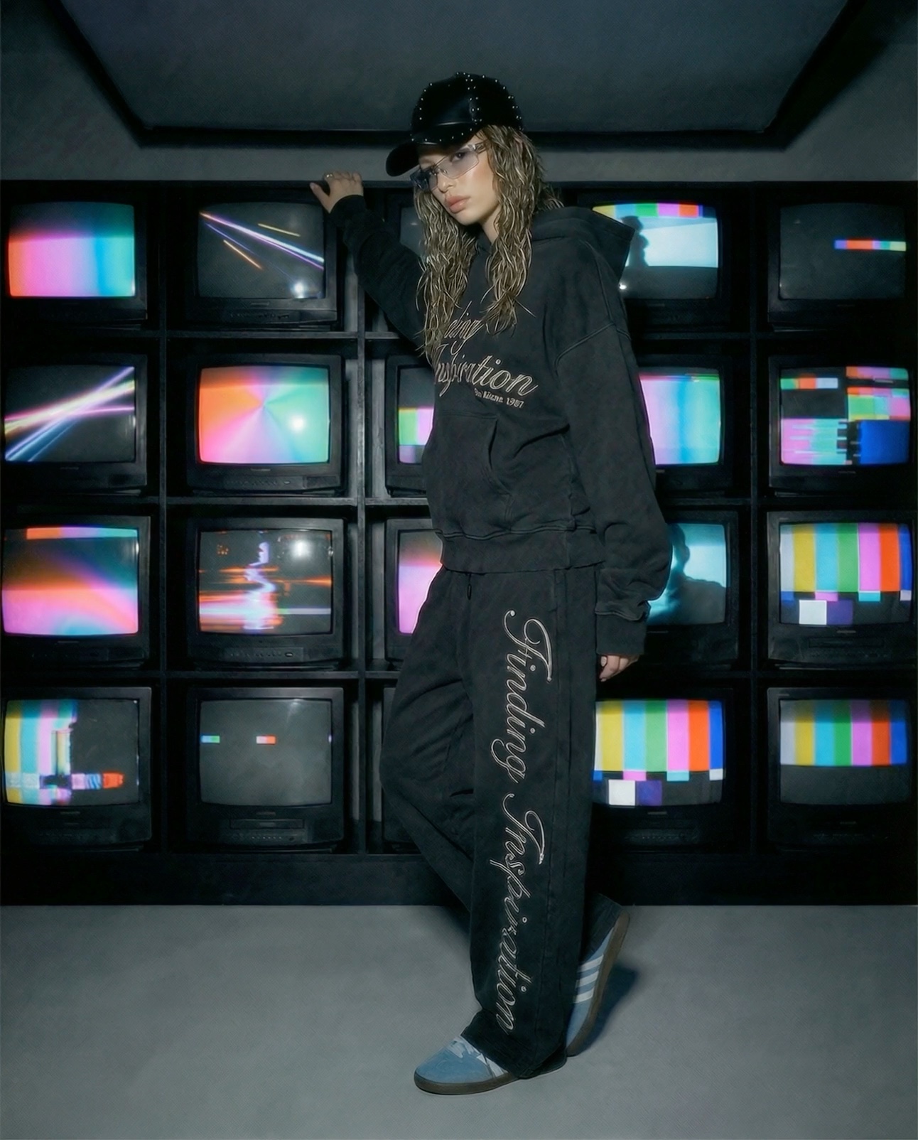 Виртуальная примерка: что такое онлайн-примерочная и как она меняет экономику интернет-магазинов одежды